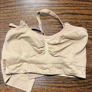 Sublime hands free pumping and nursing bra